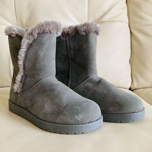 Universal Thread Daniah Suede Boots Gray Size 7